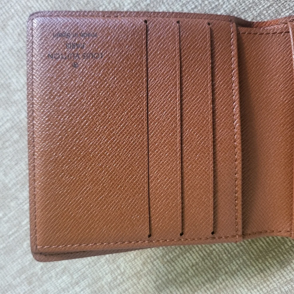 Authentic LOUIS VUITTON Monogram Canvas Leather Card Bifold Wallet